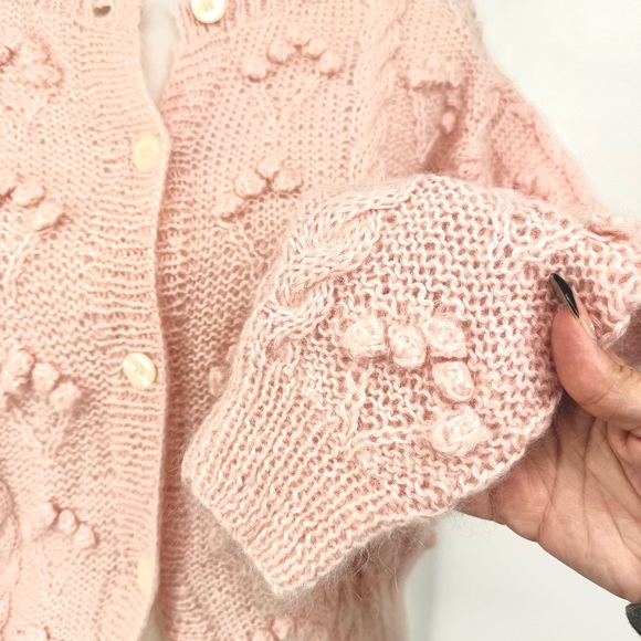 LIZ CLAIBORNE Vintage Mohair Hand Knit Popcorn Cable Cardigan Sweater M - Picture 6 of 7